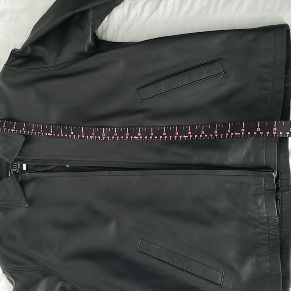 L - Jacket - Picture 11 of 13